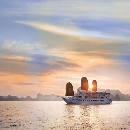 Hera Boutique Cruise Ha Long Bay Экстерьер фото