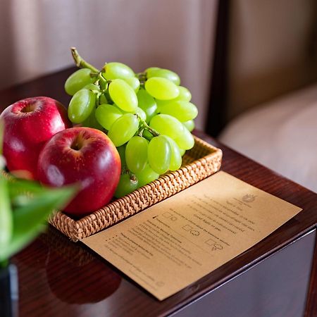 Hera Boutique Cruise Ha Long Bay Экстерьер фото