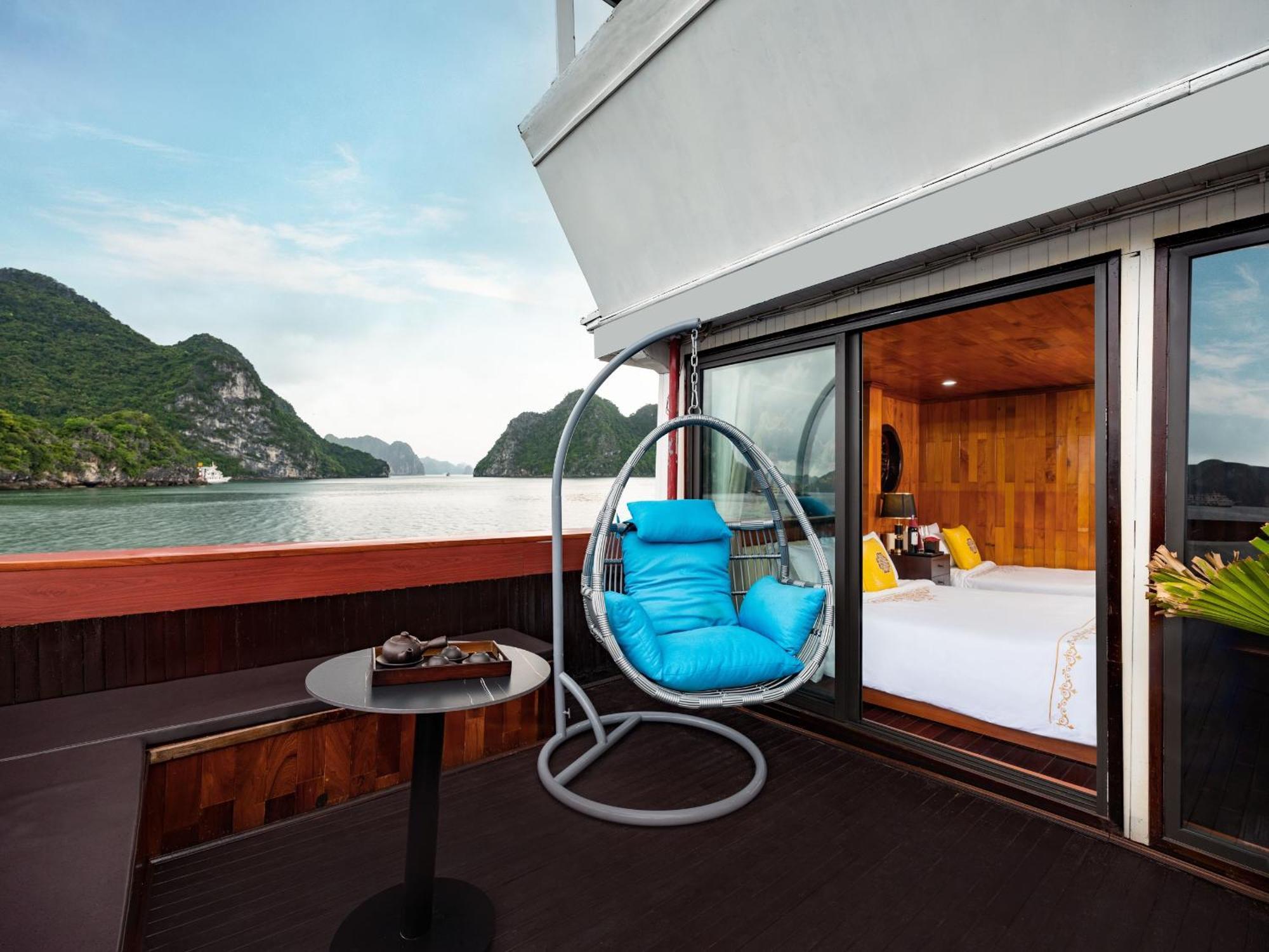 Hera Boutique Cruise Ha Long Bay Экстерьер фото