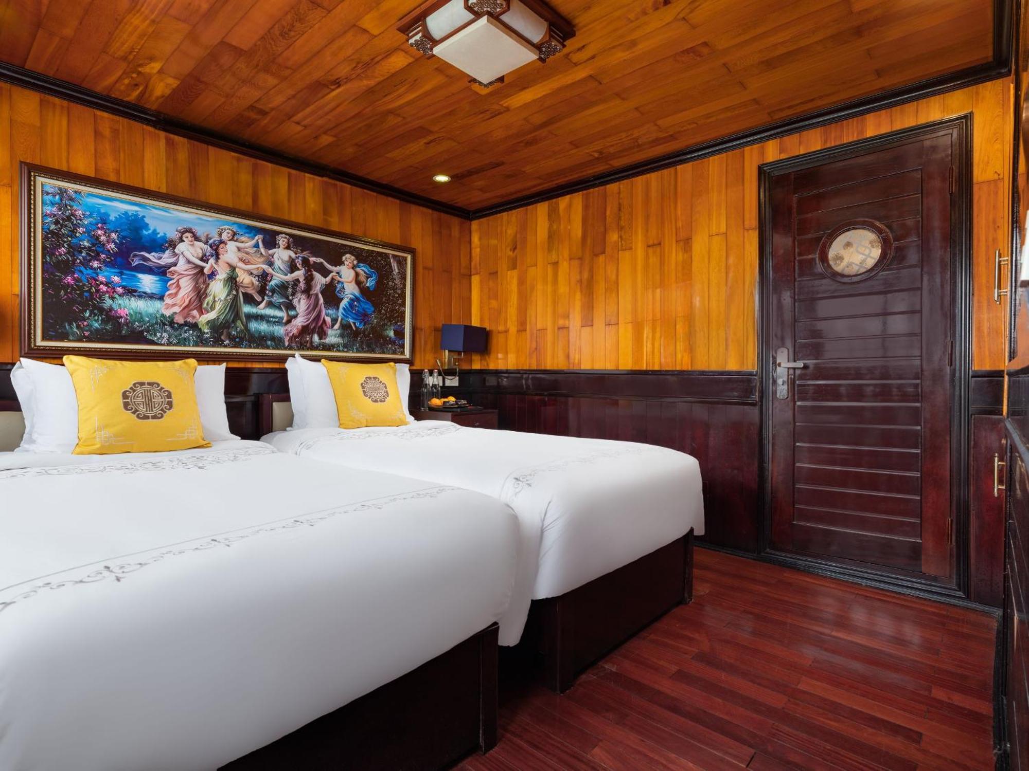 Hera Boutique Cruise Ha Long Bay Экстерьер фото