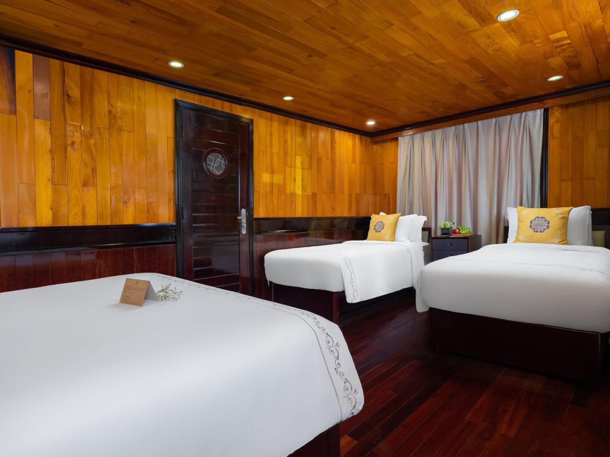 Hera Boutique Cruise Ha Long Bay Экстерьер фото