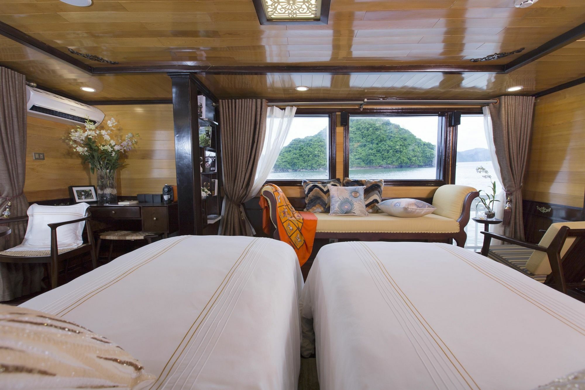 Hera Boutique Cruise Ha Long Bay Экстерьер фото