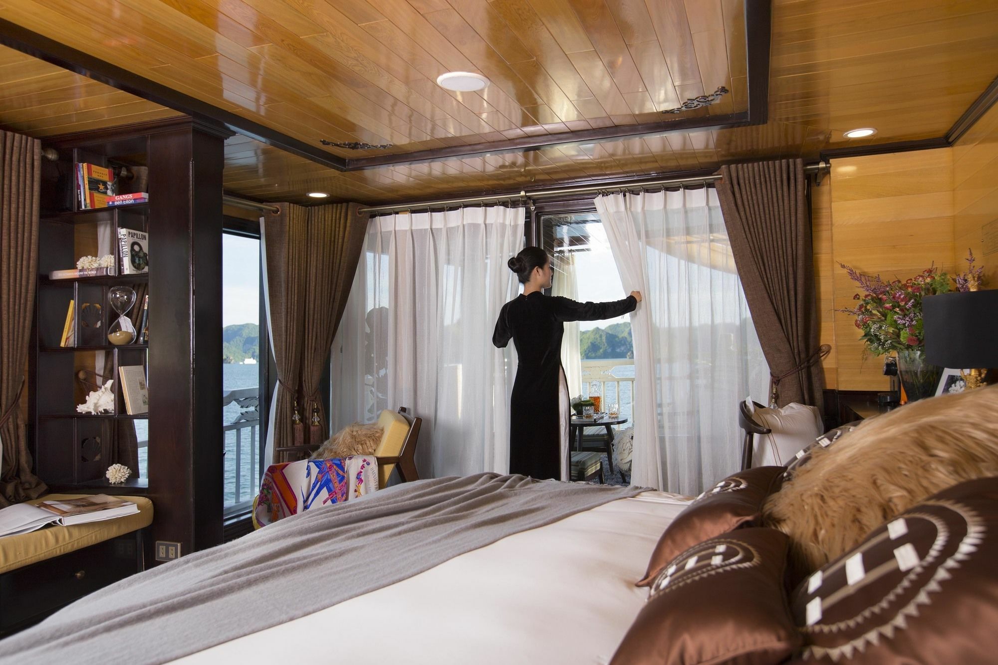 Hera Boutique Cruise Ha Long Bay Экстерьер фото